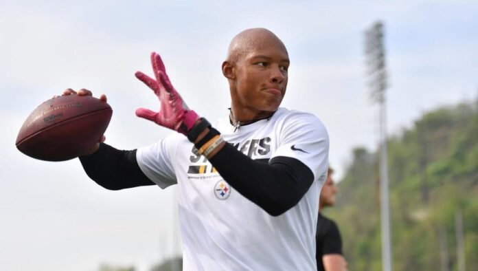 joshua dobbs cancer/alopecia/illness